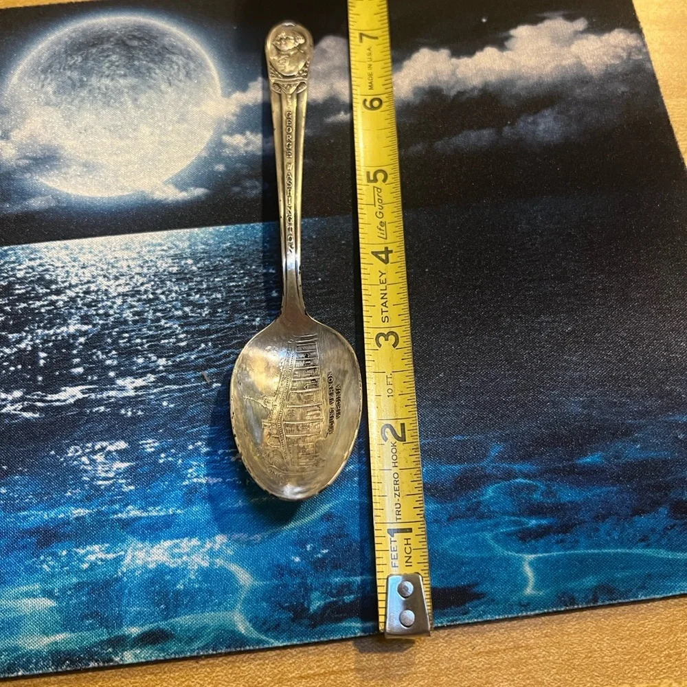 # 0947+ George Washington Silver Spoon Collection
